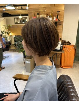 チリンバイロストシティー(Chillin by LOSTCITY) ショートボブ