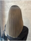 ナチュラルグレージュ
