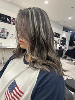 キング(K!ng)&nbsp;縮毛矯正髪質改善ハイライトレイヤーカット楠葉美容室エクステ