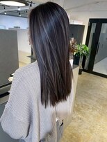 メリー オオサカ(Merly Osaka)&nbsp;暗髪なじませハイライト