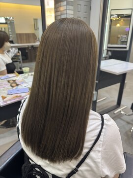 エイト 博多店(EIGHT hakata) オリーブベージュ