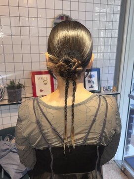 ヘアー アレス(hair ales) カチモリ カチモリアレンジ まとめ髪 あみたらし