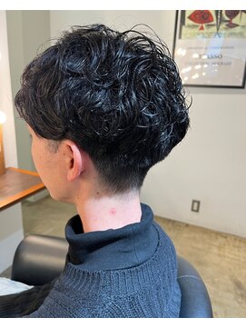 ビハインドザカーテン(BEHIND THE CURTAIN) 白髪ぼかし×白髪活かし×ルーズパーマ×くせ毛風無造作パーマ