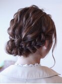 【編み込みが可愛いヘアアレンジ】