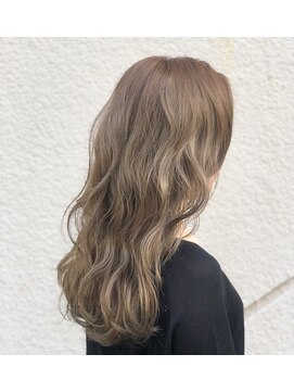 リベルタ(LIBERTA) アッシュベージュ・ハイライト