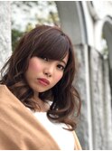 ゆるふわ巻き髪ヘアー
