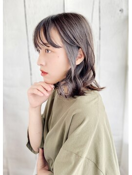 シュシュット(chouchoute) 美髪質改善ピンクブラウンエアリーロング切りっぱなしボブ/049