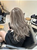 ハイライトカラーマチルダボブインナーグレージュ前髪