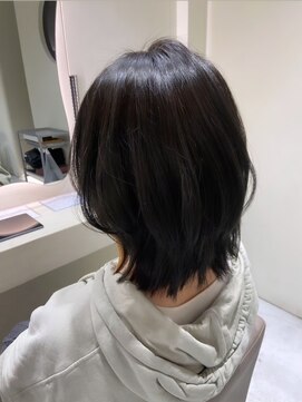 エレン 池袋(ElEn.) 外ハネくびれボブ