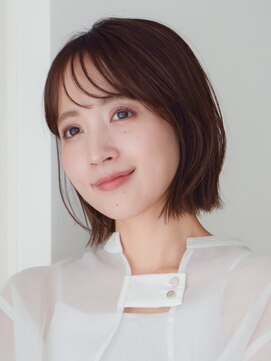 ガーデンヨコハマエスト(GARDEN YOKOHAMA est) セミディ レイヤーボブ シアーカラー ベージュ シースルー