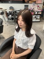 リーオオサカ(Lee Osaka)&nbsp;グレージュカラー×くびれヘア