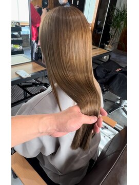 リベルテ(LIBERTE) Liberte銀座 艶髪髪質改善トリートメント×透明感ベージュ