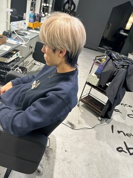 キング 枚方店(K!ng) 縮毛矯正髪質改善ハイライトレイヤーカット枚方美容室エクステ