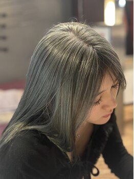 ヘアサロン ファイブエヌ(hair salon 5N)の写真/スタンダードのカラーはもちろん、ダブルカラー、ポイントカラーなどの特殊カラーまで選べる色は無限☆