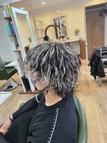 シャイン(SHINE) メッシュ×スパイラルパーマ