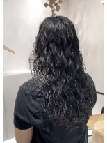 シアン 大須店(CYAN.)&nbsp;黒髪×レイヤー×ウェーブパーマ