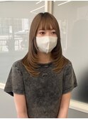 韓国風レイヤーカット顔周りレイヤーミディアム