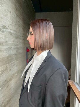 ソルトウォーター(SALT WATER) ベージュ/ハイトーン/ブリーチ/くびれヘア/恵比寿/代官山