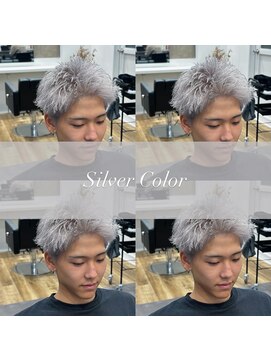 ルーストデラックス 京都河原町三条(ROOST dx) シルバーカラー