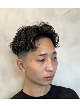 ワンカールパーマ/メッシュ/スキンフェード