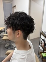 ヒストリー 元住吉(HISTORY)&nbsp;束感ツイストスパイラルパーマ×刈り上げマッシュショート