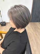 コレスト(Corest) ショートヘア グレー