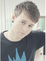 ジジバイワースホワイル(jiji by WORTH WHILE)&nbsp;ジャンルイジ・ドンナルンマ　風ショート