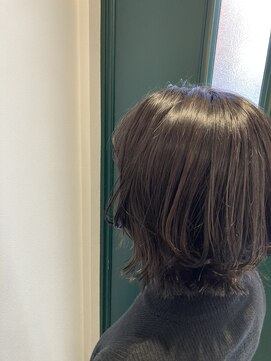 キー(KEY) 外ハネスタイル