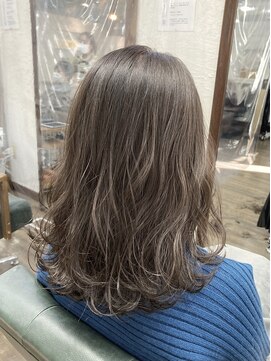 オロ(ORO) 【ORO】ラベンダーグレージュヘア 浅見