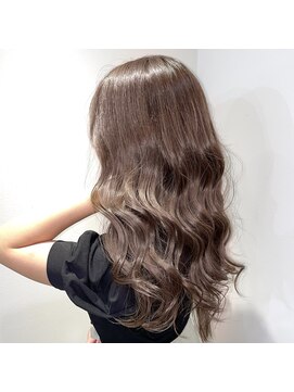 アッシュ 二子玉川店(Ash) 広がってきた髪をツヤツヤに♪髪質改善