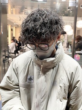 ラボー ノースプラザ店(LA'BO) プードルパーマ+ハイライト