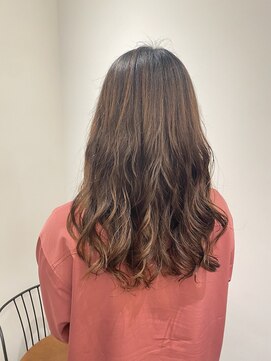 リリアーナ(LILIANA) コテ巻き風デジタルパーマ　ダメージレスパーマ　ゆる巻きパーマ