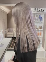 ベレーザ 渋谷(BELEZA)&nbsp;930ミルクティーアッシュハイトーンカラー艶髪グレーベージュ