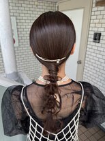 編みおろし　ヘアセット　お呼ばれヘア　タイト