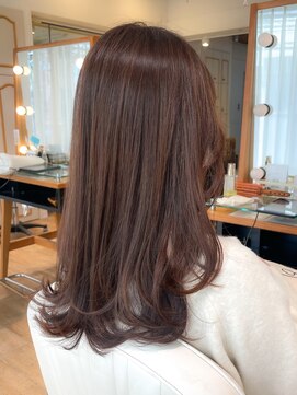 ネオリーブ チロル 横浜西口店(Neolive CiroL.) モカグレージュカラー　艶髪　ロングヘア