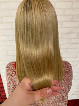 ビスイル 秋葉原店(Vis ill) 大人美人艶カラーベージュ小顔カット透明感ロング