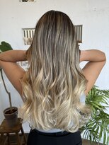 ソンリエ(SONRiE)&nbsp;外国人風ブロンドバレイヤージュ