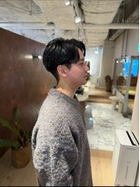 ウノプリールヴァモス(unopulir Vamos)&nbsp;ニュアンスパーマセンターパート