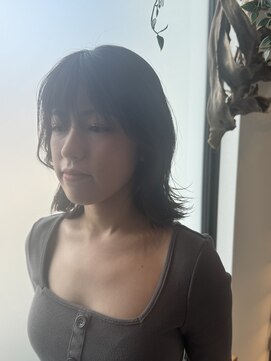 グランジーナドゥヘア(Gran Jiina de hair.) ミディアムレイヤー