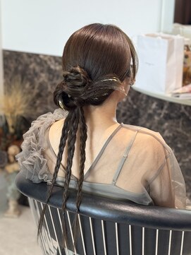 ビジョルノ つくばみどりの店(Begiorno) カチモリお呼ばれへア編みおろしフィッシュボーンヘアアレンジ