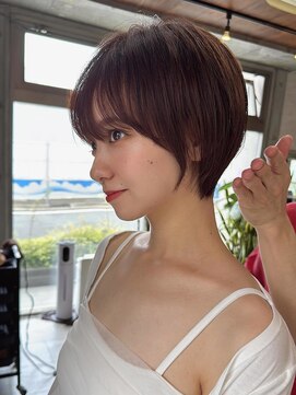 ナチュラルボブ前髪ありイメチェン20代30代40代ショートボブ