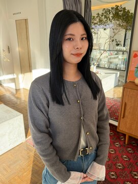 ヘアーアイスカルテット(HAIR ICI QUARTET) 冬カラー◎ブルーブラック×ストレートパーマで艶髪に!
