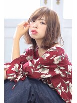 リン(Rin) 外ハネ×フェルシーボブ