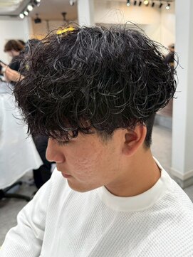 フゥ 宇都宮戸祭(FeU) 宇都宮メンズカットメンズパーマ波巻きスパイラルパーマツイスパ