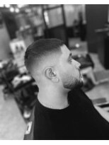 フランクスバーバーリザーブ 人形町店(FRANK’S BARBER RESERVE)&nbsp;クロップ