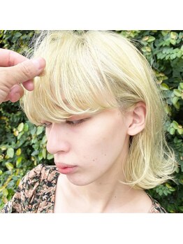 ニューモナの写真/『堺市で1番おしゃれになれる美容室』都会的でトレンドを取れ入れたデザインカラーが大人気♪
