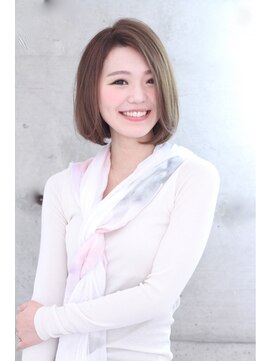 ロゼ 宝塚(Rose) 【Rose】大人かわいいナチュラルショートボブ☆