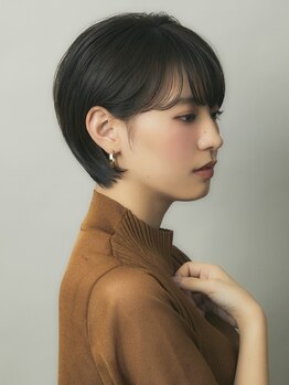 トニーアンドガイニイガタ(TONI&GUY NIIGATA)の写真/大胆なイメチェンもお任せ！伸びても扱いやすいので忙しい大人女性にも好評◎朝が楽になるショートヘアに♪