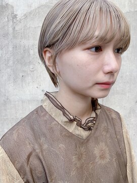 ラムネ milk beige short。