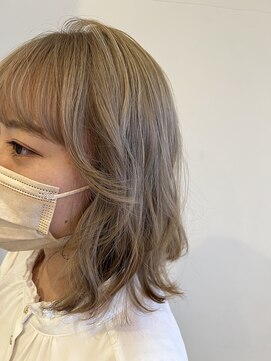 ジップ 緑店(zip) ミルクティーベージュカラー×４０代柔らかミディアム